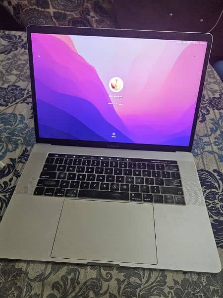 Macbook Pro 16 (15-inch) 0