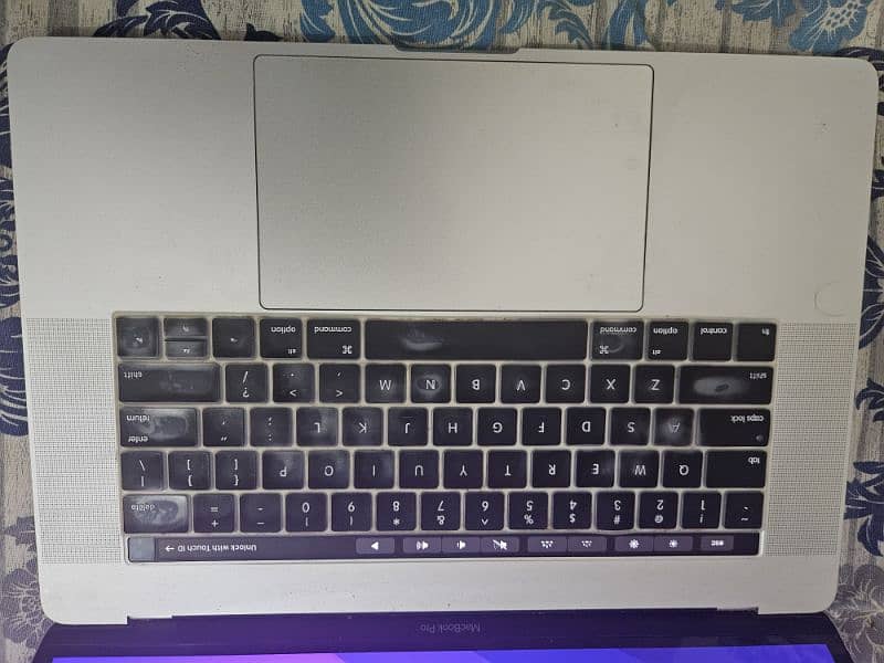 Macbook Pro 16 (15-inch) 3