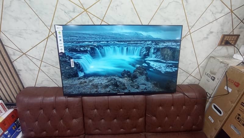 BLAST SALE OFFER LED TV 43 INCH SAMSUNG ANDROID ULTRA SHARP 4k NEW 1