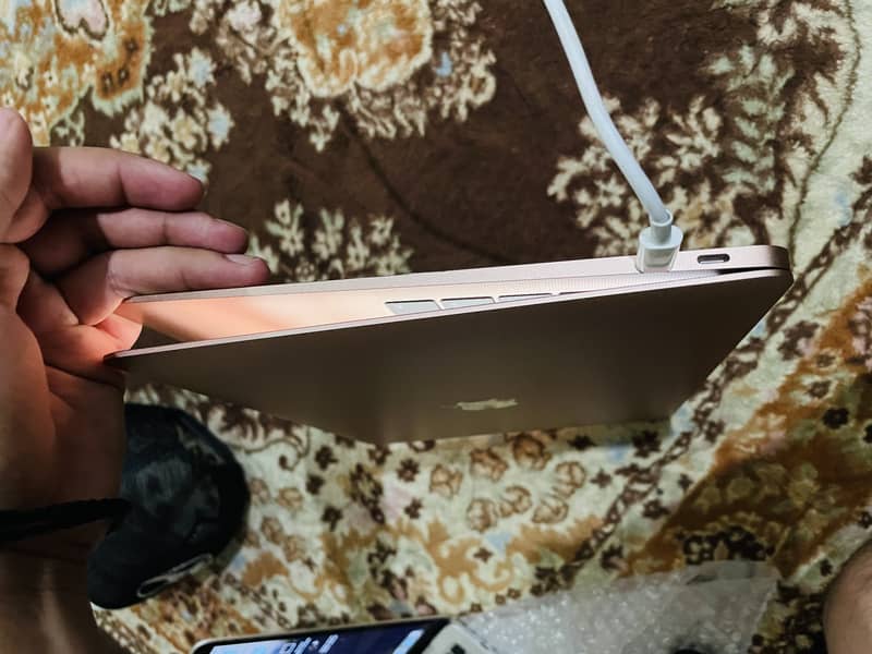 MacBook Air 2019 new arrival today fresh condition | 8 ram | 128 Rom | 8