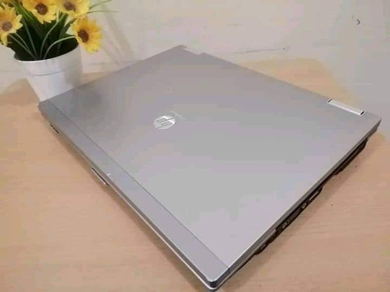 Easy To Carry Hp EliteBook Core i7 Display 12.6 inch With Warranty 3