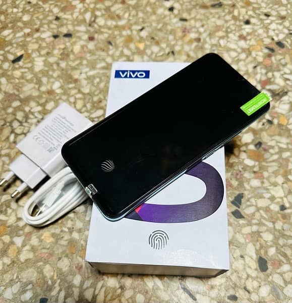 Vivo S1 8/256 With Box and Charger 3