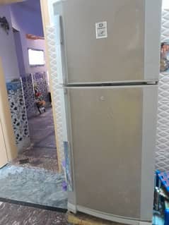 Dawalance refrigerator 0