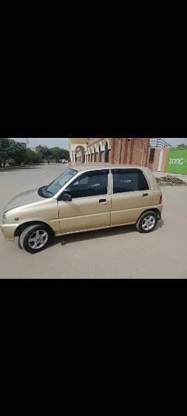 Best car in best condition . Dealers Also welcome but rate is final. 4