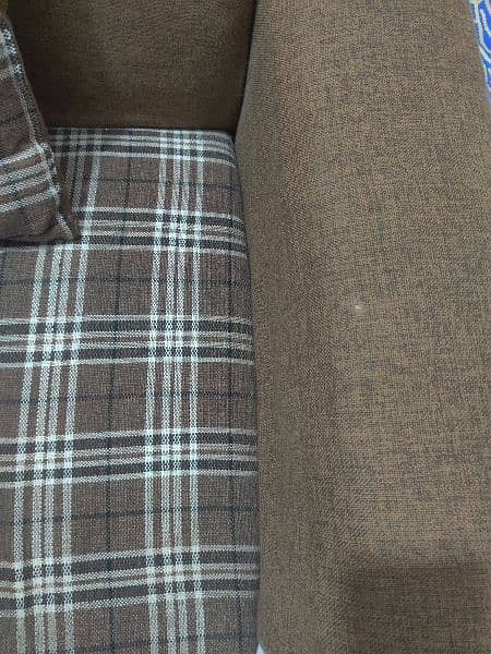 5 SEATER SOFA USED BUT GOOD CONDITION 4