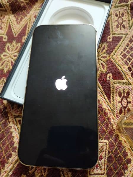 Apple iphone 13 pro max 128gb 10/10 condition. . . pta approved 7