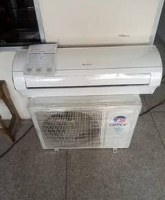 Gree AC and DC inverter 1.5 ton my Wha or call no. 0321-41-53-041