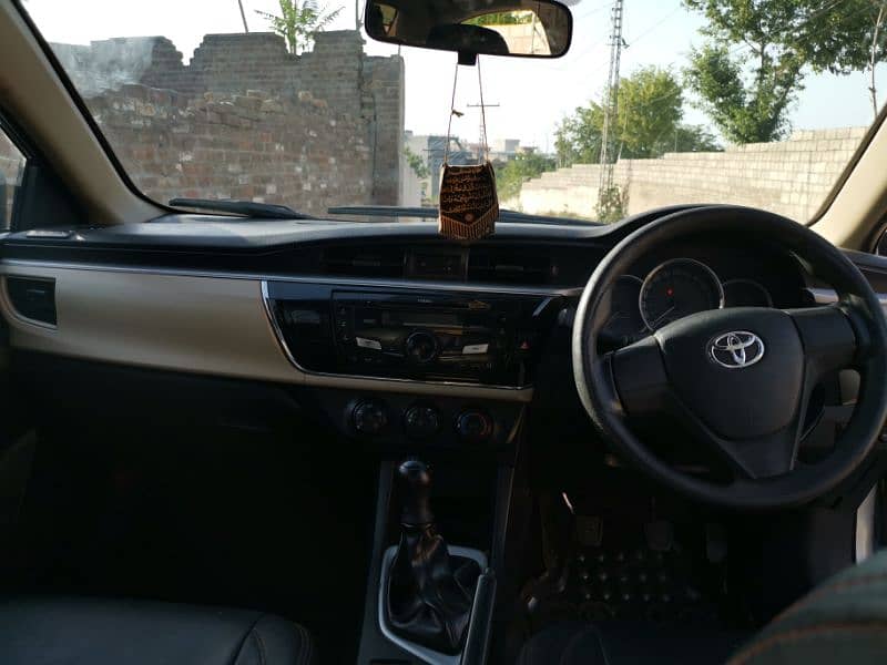 Toyota Corolla GLI 2015 7