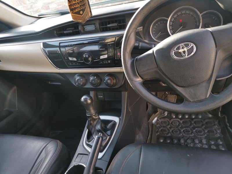 Toyota Corolla GLI 2015 11