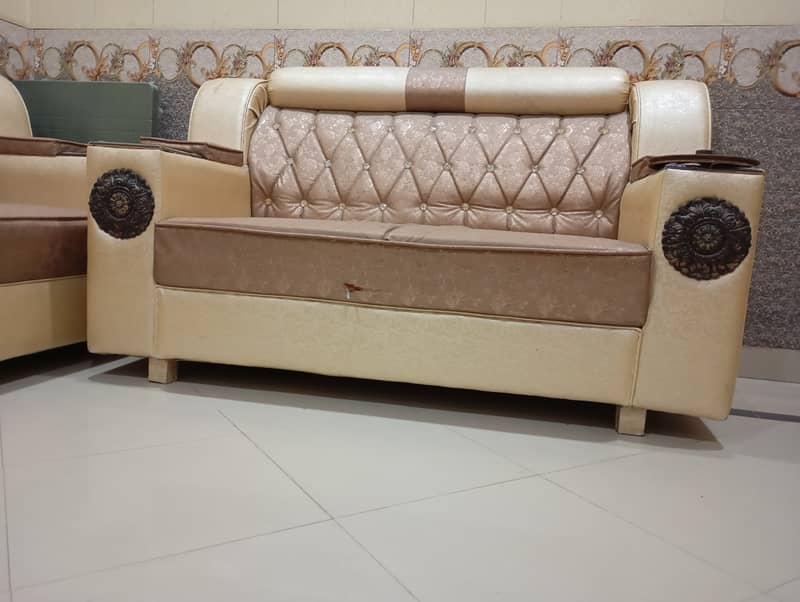 7 Seater Quality Sofa For SALE 1