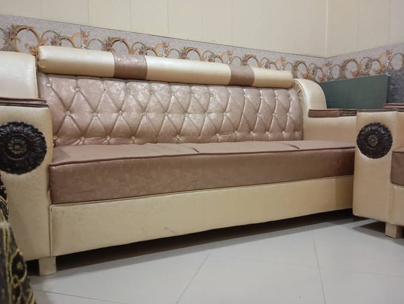 7 Seater Quality Sofa For SALE 2