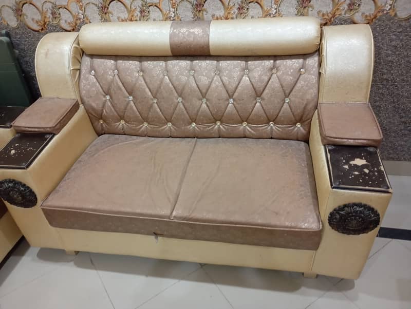 7 Seater Quality Sofa For SALE 4