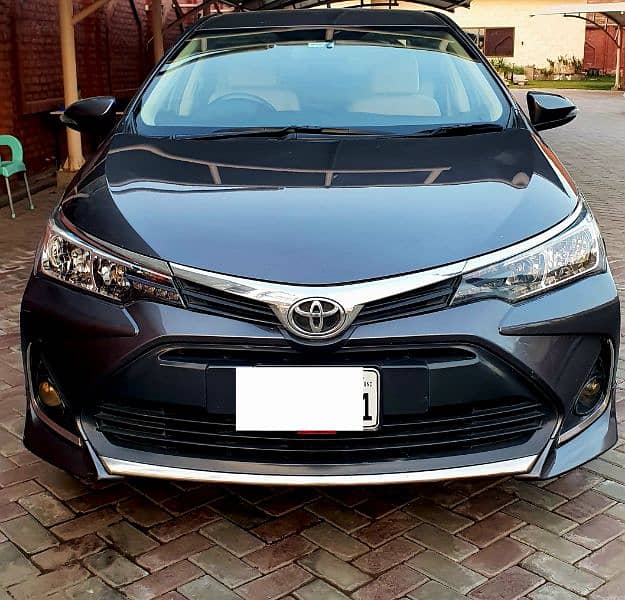 Toyota Corolla Altis 2019 4