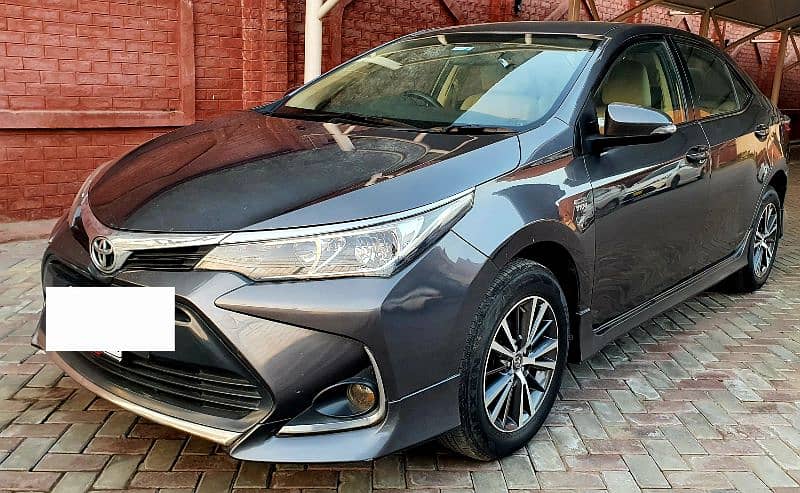 Toyota Corolla Altis 2019 1