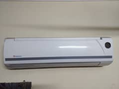 Dawlance 1.5 ton ac for sale non inverter without pipe urgent sale 0