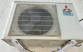 Mitsubishi AC 1.5 tons in working condition