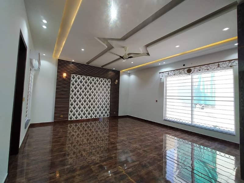 1 Kanal Brand New Upper Portion Is Available For Rent On Top Location Of Wapda Town Lahore 2