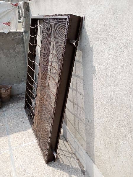 iron window(4ft*5ft) brand new condition 3