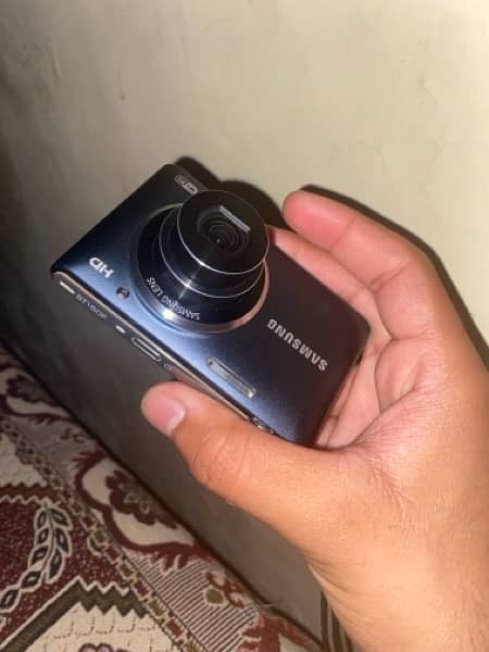 Samsung ST150F Digital camera 1
