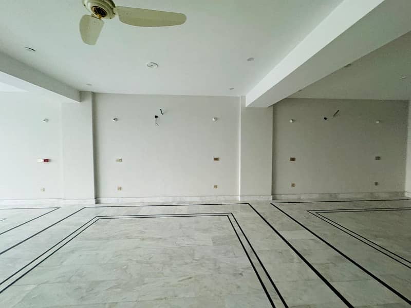 8 Marla floor available for rent in DHA Phase 8. 1