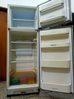 Dawlance Refrigerator in working condition for sale
