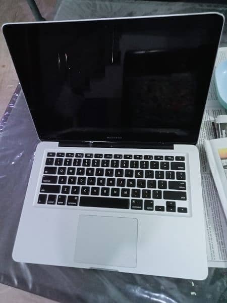 Apple MacBook Pro 2012 A1278 13.3 LED Display - Intel 1