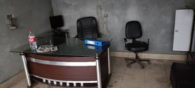 office furniture for sale in excellent condition 0