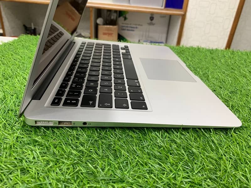 MacBook Air Core i5 2017 12