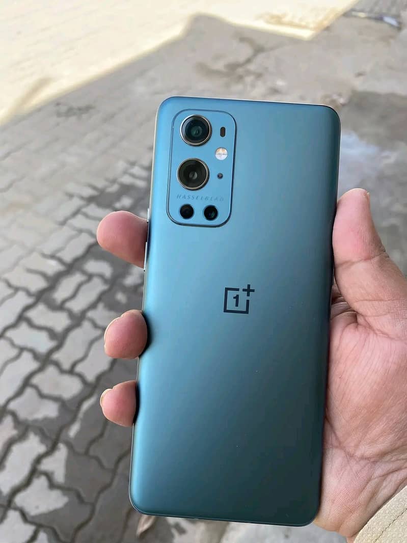 OnePlus 7,  8, 8Pro, Motorola, Google,  8GB to 12GB upto 256 GB, 10/10 5