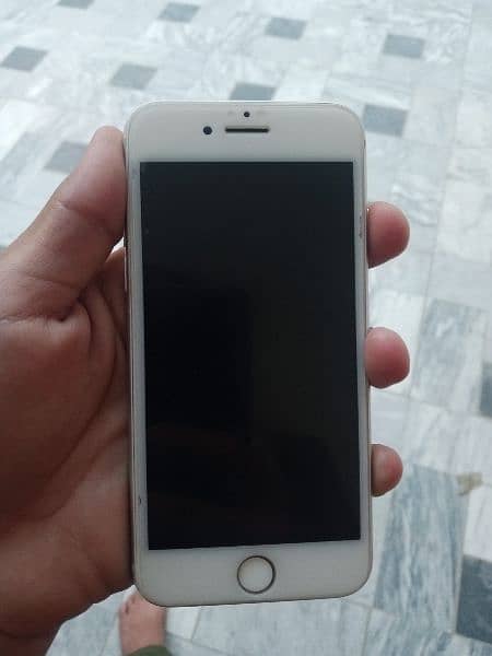 iPhone 8 10/10 condition water pack 7