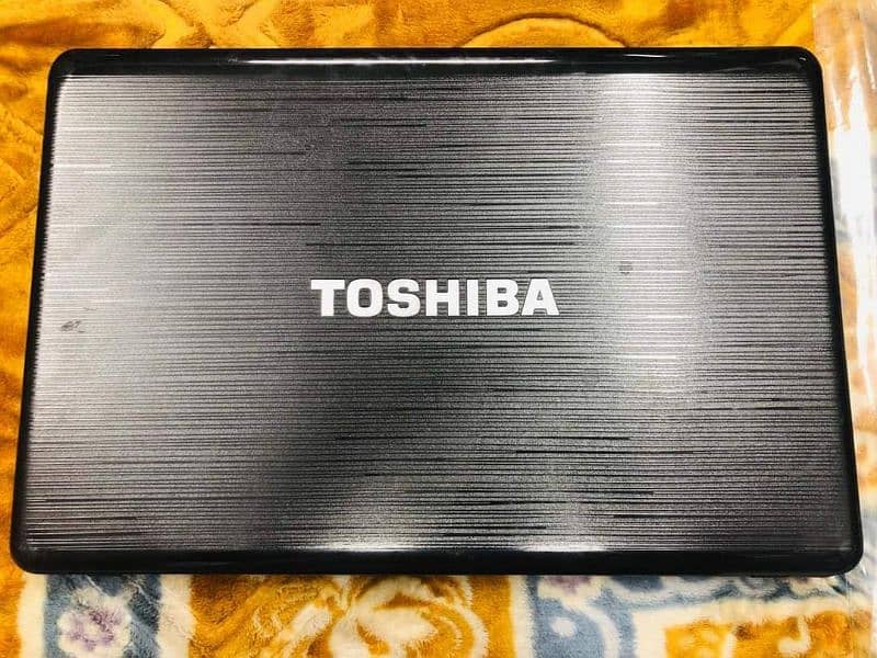 Toshiba Core i3 2nd Gen Display 15.6 Numpad 500GB Hard 2