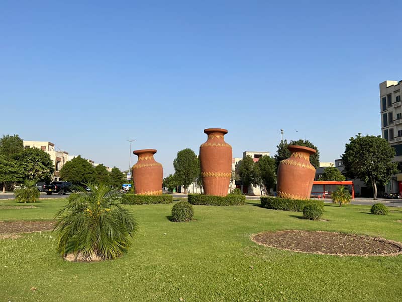 5 MARLA COMMERCIAL PLOT FOR SALE IN BAHRIA TOWN LAHORE 6