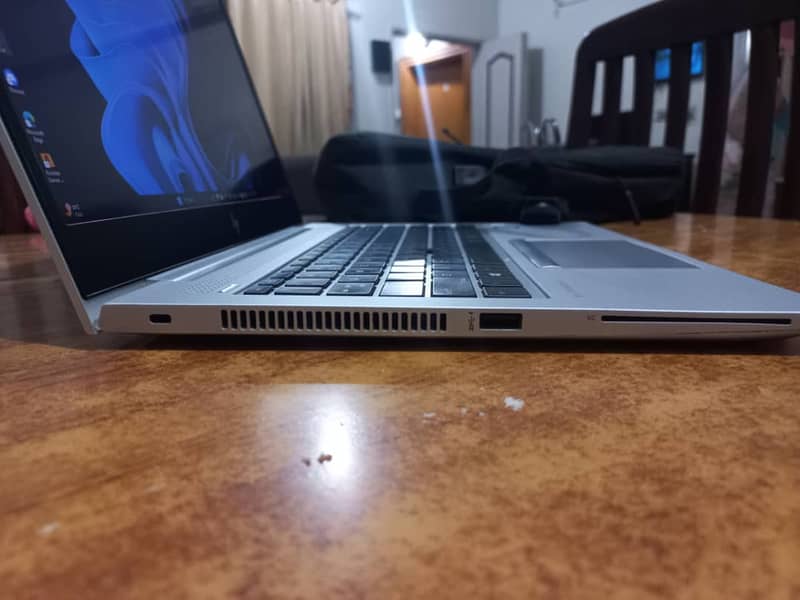Laptop | Intel(R) Core(TM) i5 8350U CPU | HP | G5 840 5