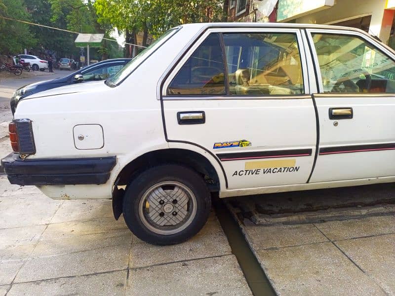 Nissan Sunny 1985 10