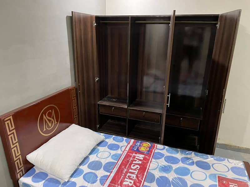 Johar Town Hostel. . 1 Seater, 2 Seater Room For Rent | Only For Girls 2