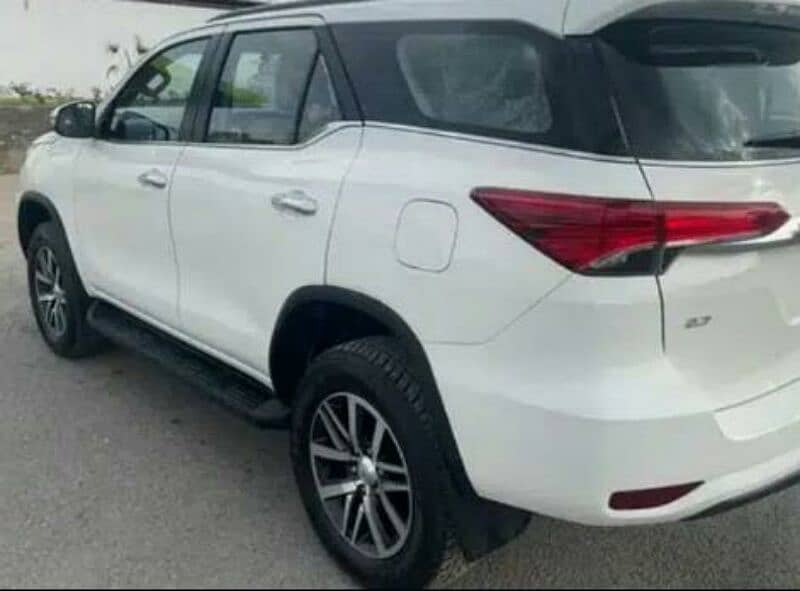 V fortuner VERY LOWRATE 2017 2