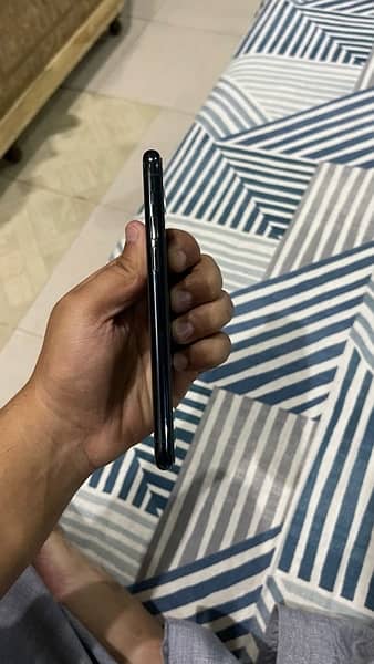 iPhone 11 Pro 64 GB PTA APPROVED 6