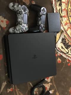 playstation 4 slim