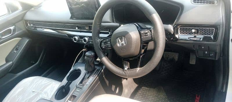 Honda Civic Oriel 2022 9