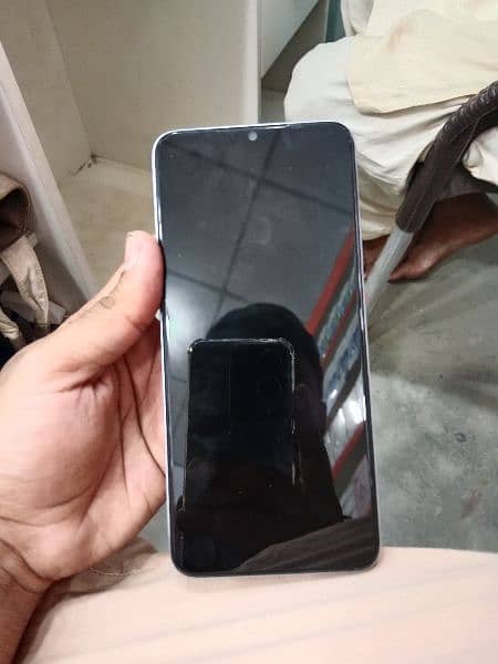 Infinix hot 30i 8(4+4) 128 under warranty of 8 months with box 1
