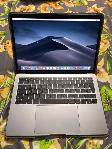 Macbook pro 2017 0