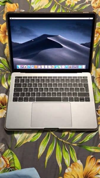 Macbook pro 2017 2