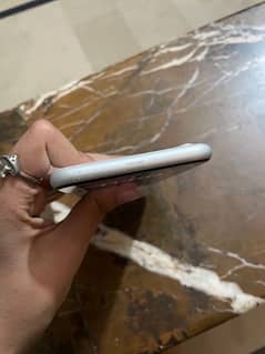 iPhone XR 10/10 condition pta approved