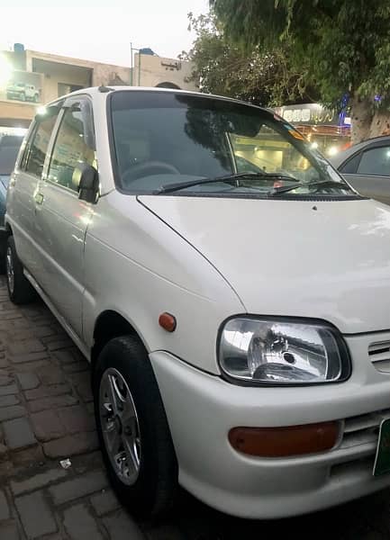 Daihatsu Cuore 2010 3