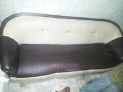 5 seater sofa set condition 10/10 only one month used price 30000