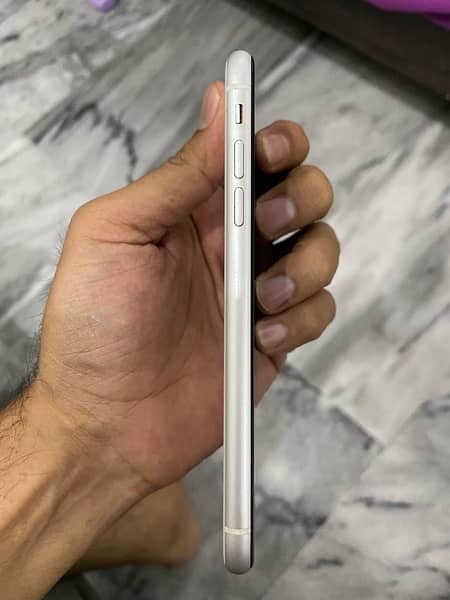 iphone XR 64 gb PTA approved 1