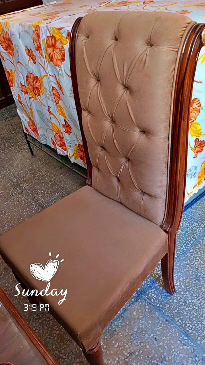 Luxurious Dinning Table 6 Chairs, In Bahawalpur 3