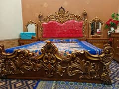 bed with almari