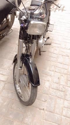 Assalamualaikum i am saleing my super power bike new banayi hai 0