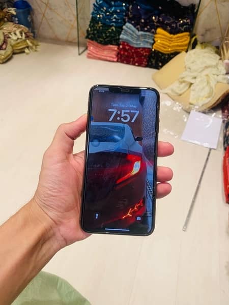 iphone xsmax 256gb pta approved 2